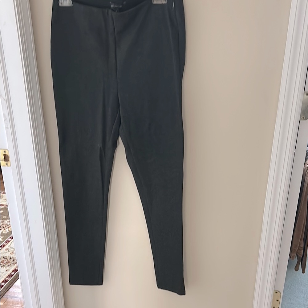 Ann Taylor Dark Heather Gray Dress Pants Slim Fit Tapered/Size 8